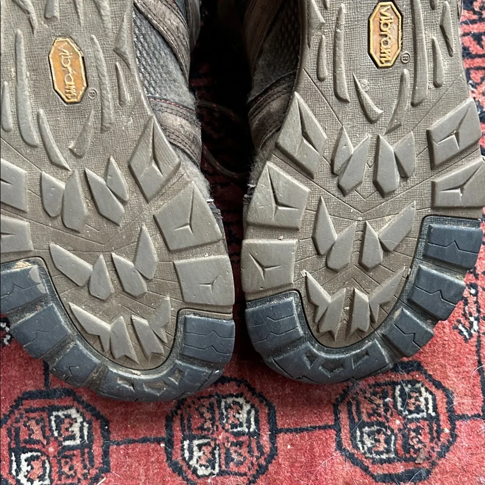Cabela's Gray & Brown Men's Boots size 11.5;Used Condition, but still have Life!